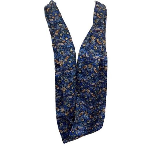 New With Tags Lady Crow Silk Infinity Scarf/Wrap with Magnetic Clasp - Picture 6 of 6